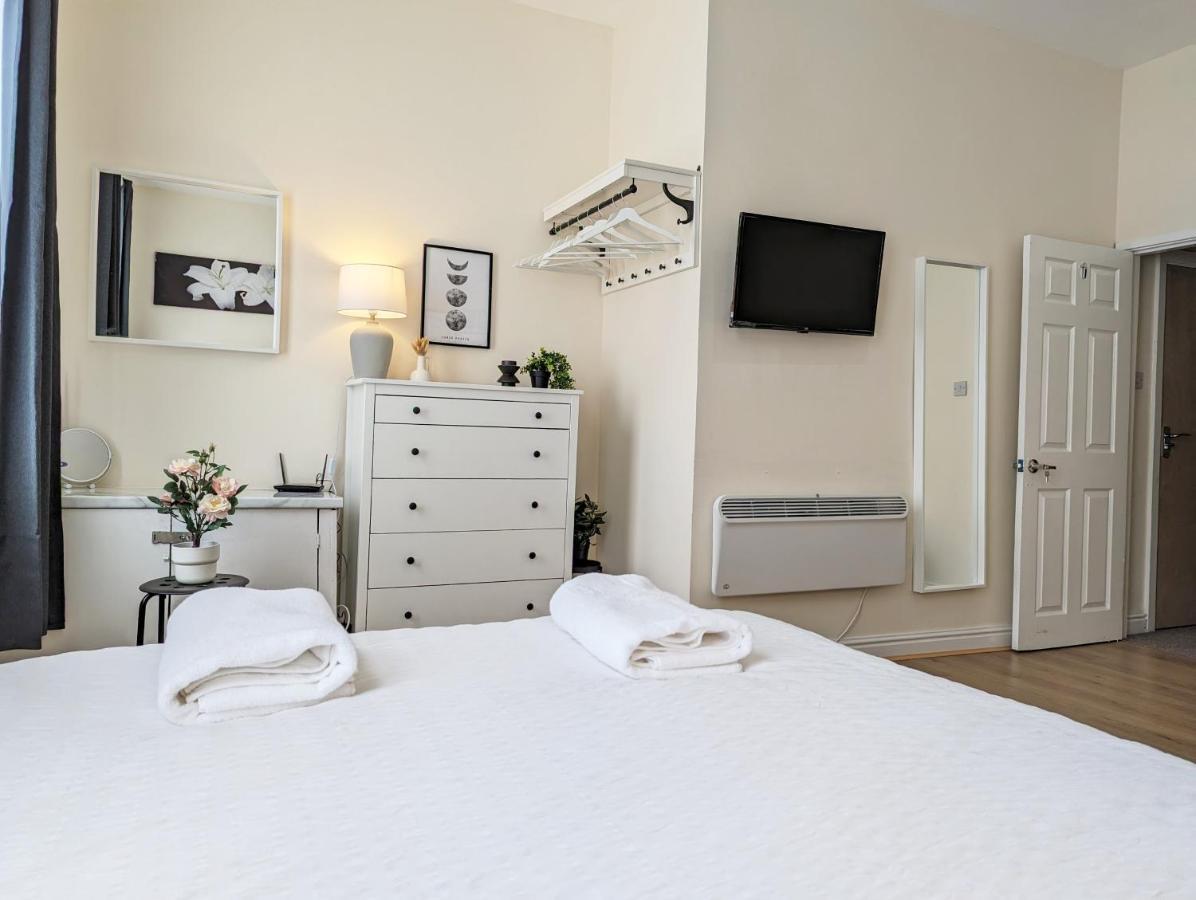 Guest Rooms In Anfiled Near Stadium, Free Parking Liverpool Ngoại thất bức ảnh