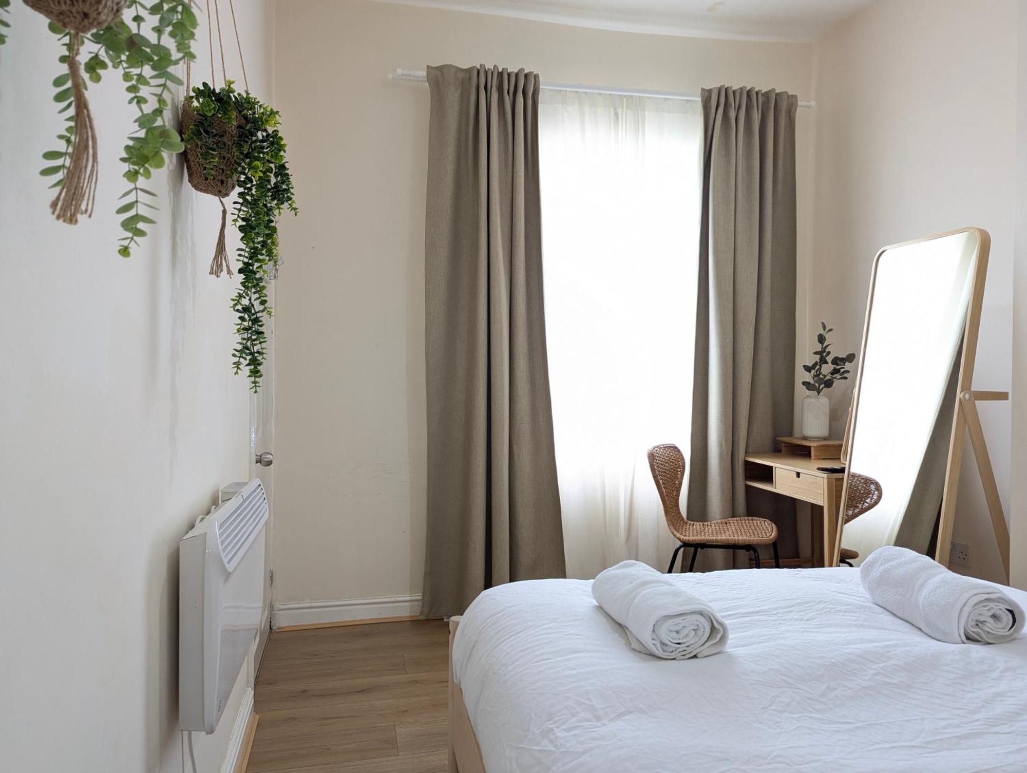 Guest Rooms In Anfiled Near Stadium, Free Parking Liverpool Ngoại thất bức ảnh